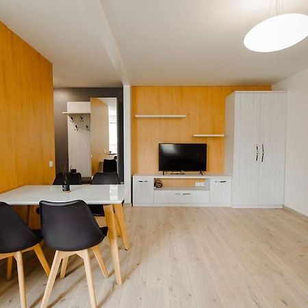 Very Stylish Apartament In Middle Of City. Кишинёв Экстерьер фото