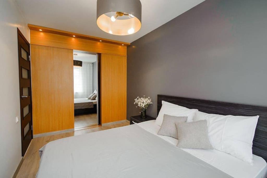 Very Stylish Apartament In Middle Of City. Кишинёв Экстерьер фото
